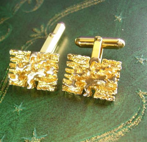 christian dior cufflinks vintage.